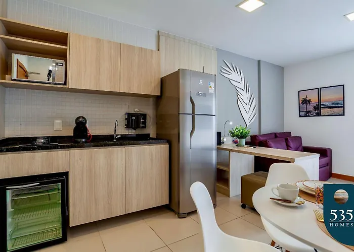 Linda Suite Com Cozinha Compacta Em Regiao Central