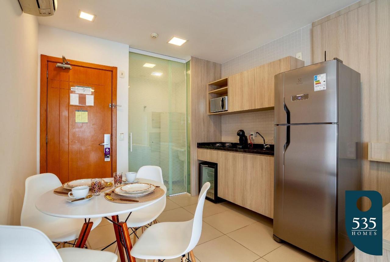 Apartamento Linda Com Cozinha Compacta Em Regiao Salvador de Bahía